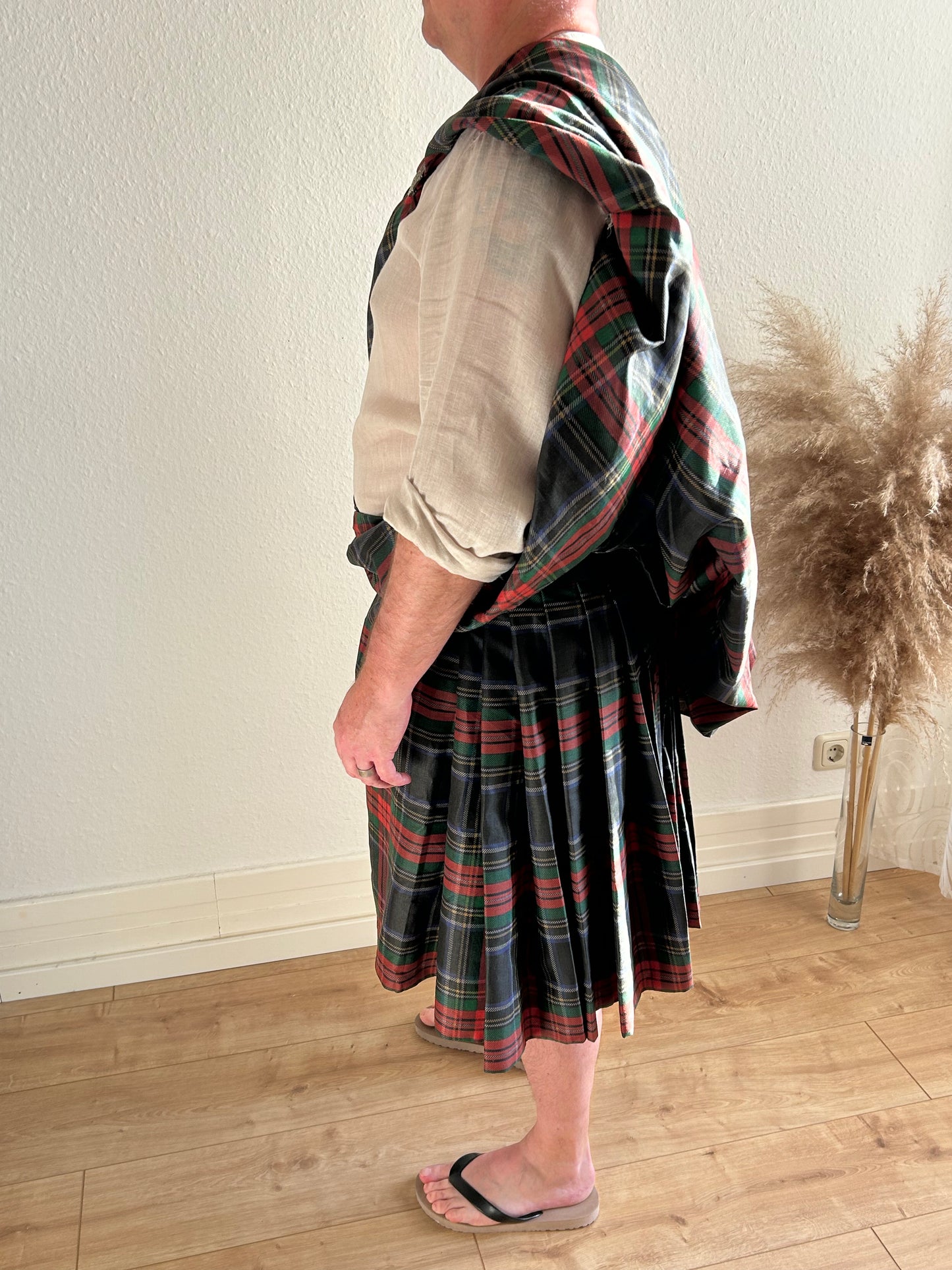 100% Linen Great Kilt